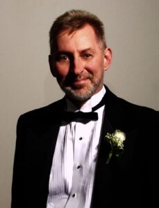 Bob Huntington, artistic director of the Queen Anne's Chorale in Maryland.